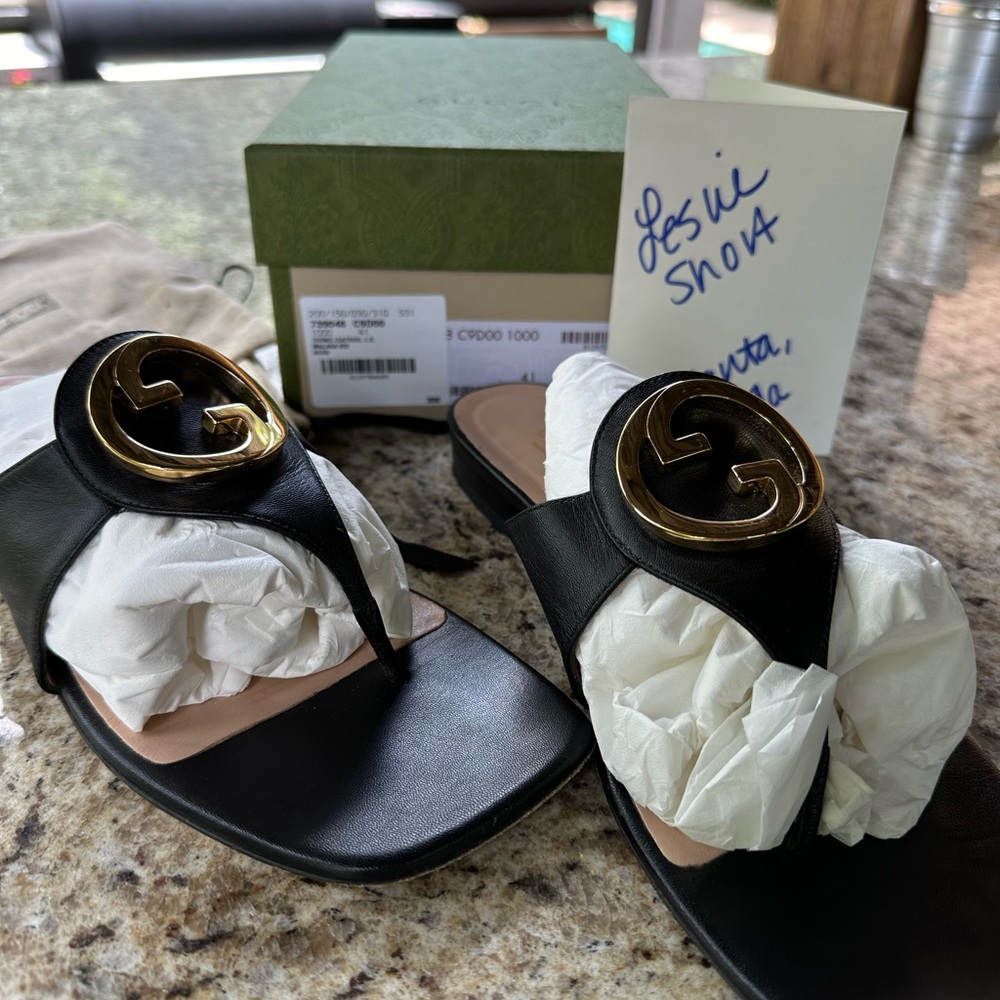 Gucci Sandals black